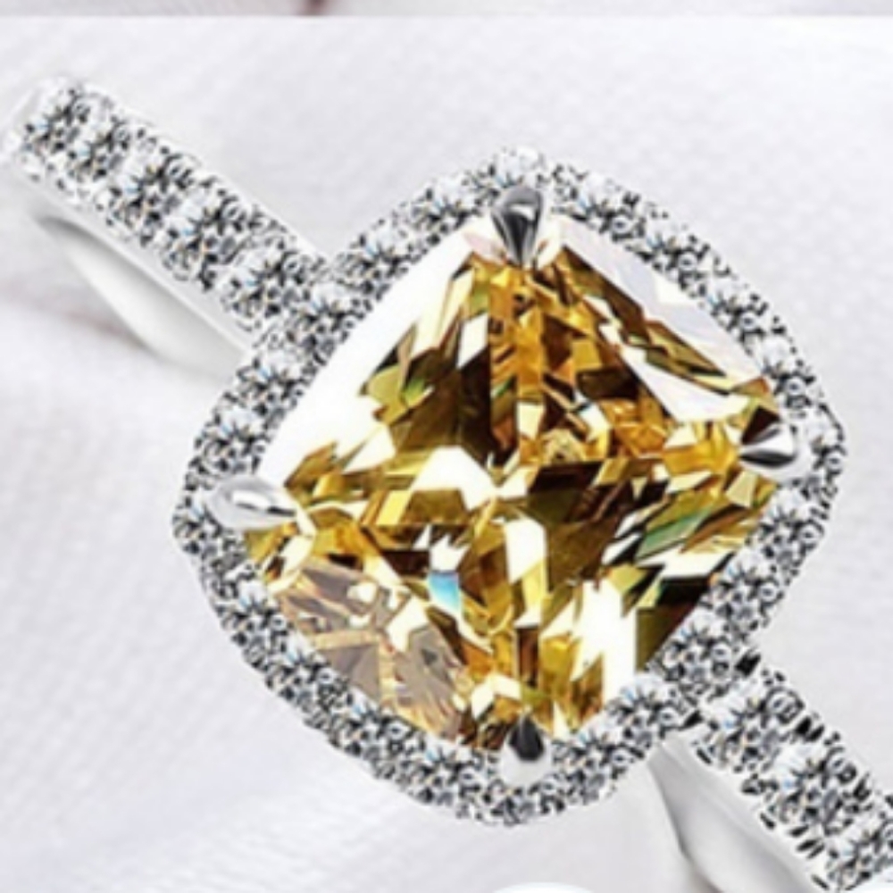 NWT YELLOW SAPPHIRE RING